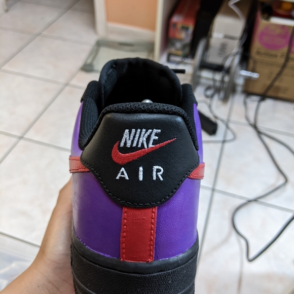 Custom Air Force 1 "Raptors" - Picture 2 of 7